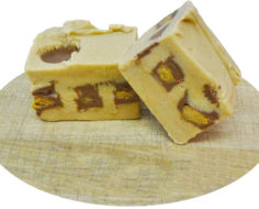 Reeses Peanut Butter Cut Fudge with text (1)